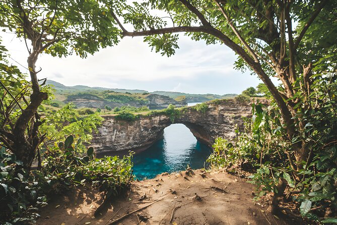 All inclusive Two Days and One Night on Nusa Penida Island - Day 2: Atuh Beach, Thousand Islands Views, Rumah Pohon, Teletubbies Hill