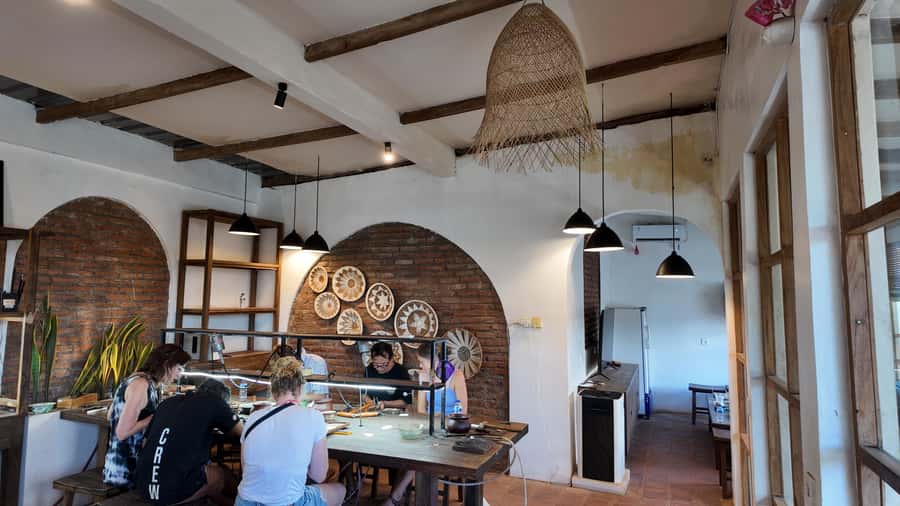 Bali: Canggu Jewelry Making Class with Creative Studio Vibes - The 105 minutes that matter: what you do with the silver