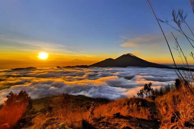 Bali Car Charter with English Speaking Driver - Bedugul’s Ulun Danu Bratan Temple and the cool upland break