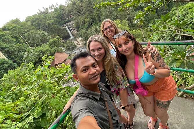 Bali Culture And Spring Temple Private Guided Tour - How the door-to-door pickup works for a smooth day
