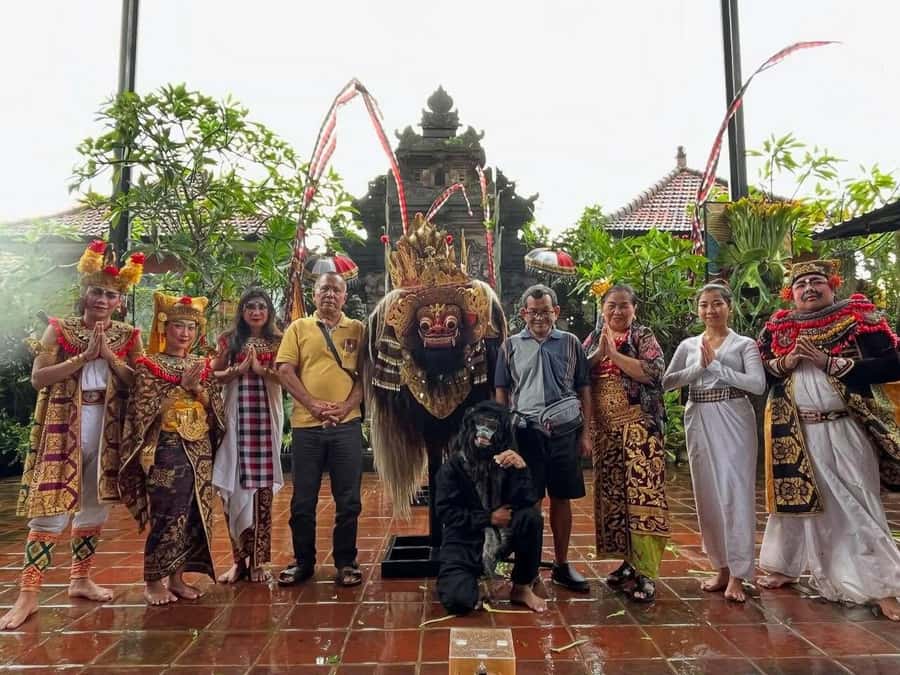Bali/Denpasar: Barong & Kris Dance Show at Tanah Kilap - The Story on Stage: Good vs Evil You Can Track