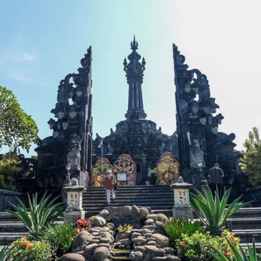 Bali : Full Day Denpasar City Tour - Private Car and an English-Speaking Driver: The Comfort Factor