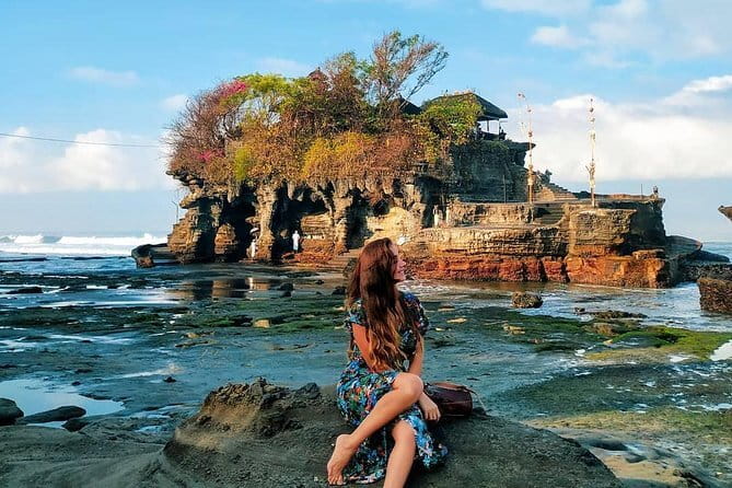 Bali Highlight Private Packages Tours 3 Days - Day 1 in Central Bali: Tohpati art, Tegalalang terraces, Kintamani, coffee, Tirta Empul, and Tegenungan