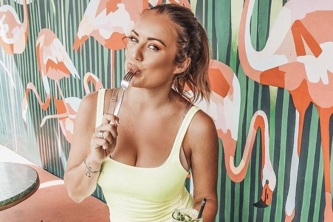 Bali Instagram Foodie Experience (Private Tour) - Dinner at Neon Palms: Cocktails Included, Time to Settle In