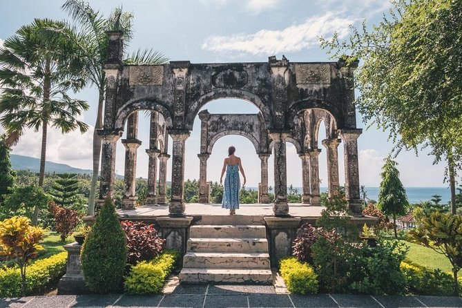 Bali Instagram: Gate of Heaven Tour - Stop 3: Mahagiri Panoramic Resort for Mount Agung Views