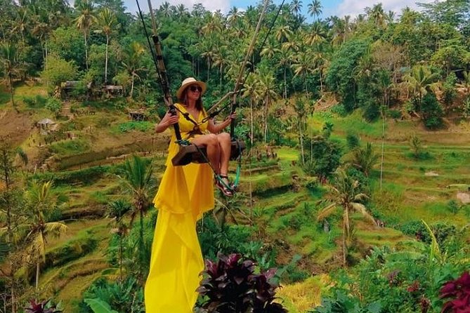 Bali Instagram Tour: The Most Scenic Spots - Tukad Cepung waterfall: shooting in a cave takes good shoes