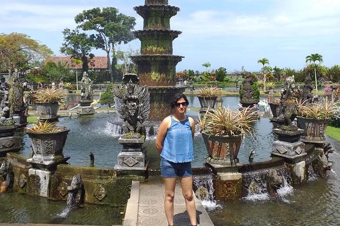 Bali Instagram Tour: The Most Scenic Spots - Crowds, queues, and why the day can stretch