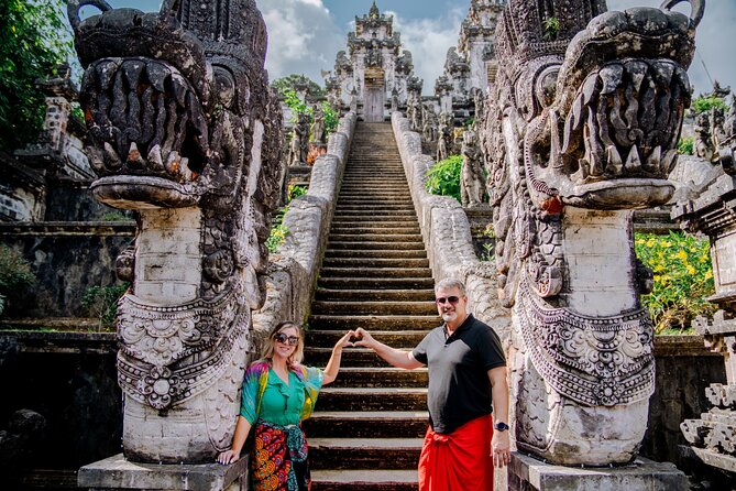 Bali Lempuyang Photography Tour -All Inclusive & Private - Seminyak pickup and private transport that keeps the day moving