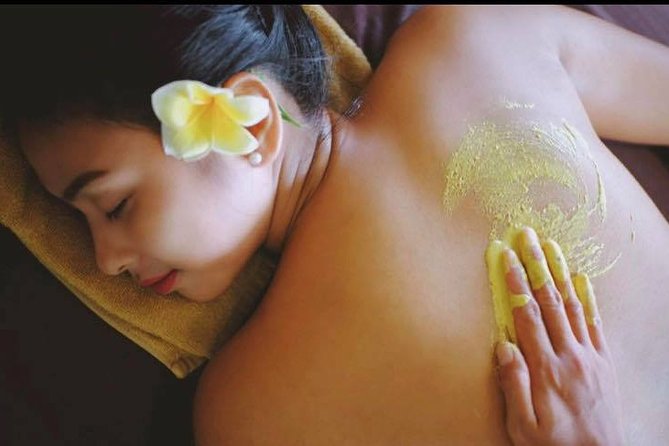 Bali Luxury Spa 2 Hour massage & Flower bath - Flower bath (15 minutes): the romantic finale that also feels like a reset