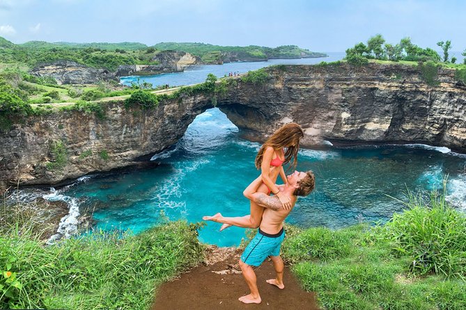 Bali-Nusa Penida. West Part. Private car. All-inclusive - Kelingking Beach (Karang Dawa viewpoint): the big one