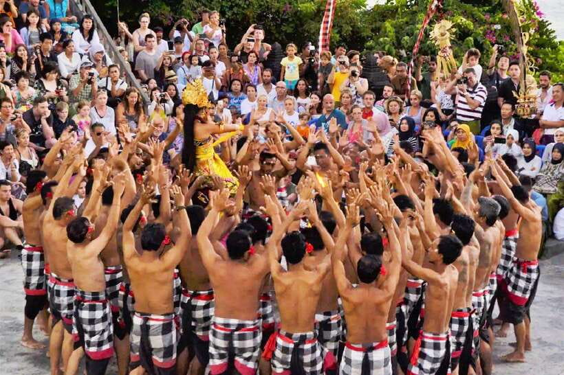 Bali: Private Custom Tours with Chauffeur - North Bali + UNESCO-leaning route: temples, gates, terraces, and Tanah Lot