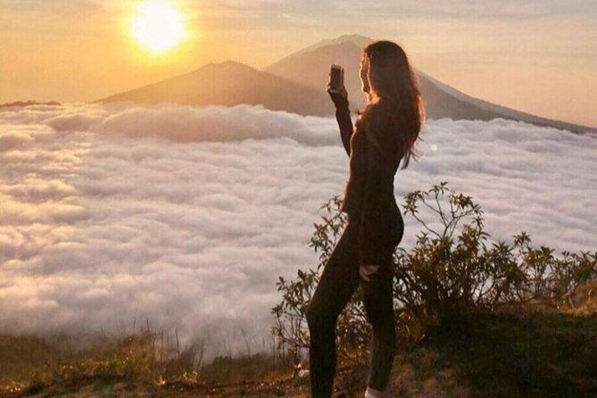 Bali: Private Mount Batur Sunrise Trek with Guide - Guides and the local touch: English support that keeps you comfortable