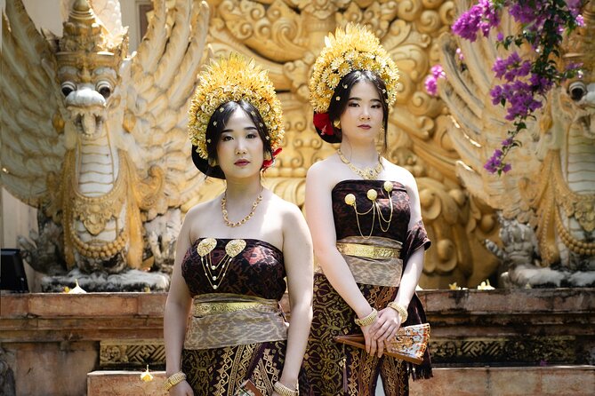 Bali Professional Photoshoot in Traditional Dress Outfit - Seminyak Portrait Sessions with Traditional Dress (The Big Picture)