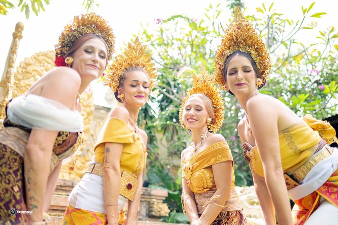Bali Professional Photoshoot in Traditional Dress Outfit - Studio-Style Traditional Bali House vs Temple Backdrops