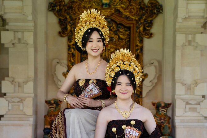 Bali Professional Photoshoot in Traditional Dress Outfit - Dressing for Photos: Picking Your Balinese Outfit