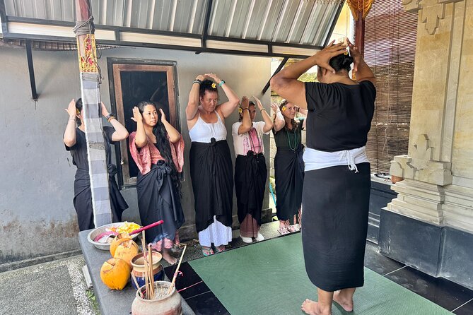 Bali Spiritual: Balinese Healing, Temple & Rice Terrace - Craft Stops That Don’t Feel Like a Trap: Mas Carving and Celuk Silver