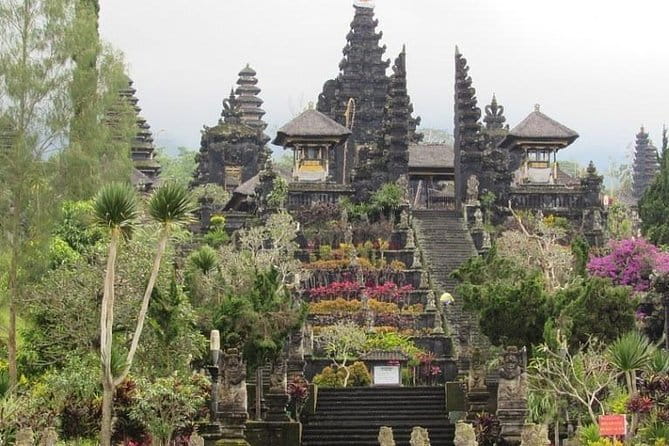 Bali Swing Packages and Kintamani Mt Batur Volcano View - Tirta Empul Temple: holy spring and self-purification