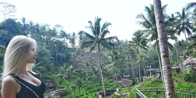 Bali: Ubud Waterfall, Village and Pool Club Day Trip - Celuk Silver Village: Jewelry Craft You Can See, Not Just Buy
