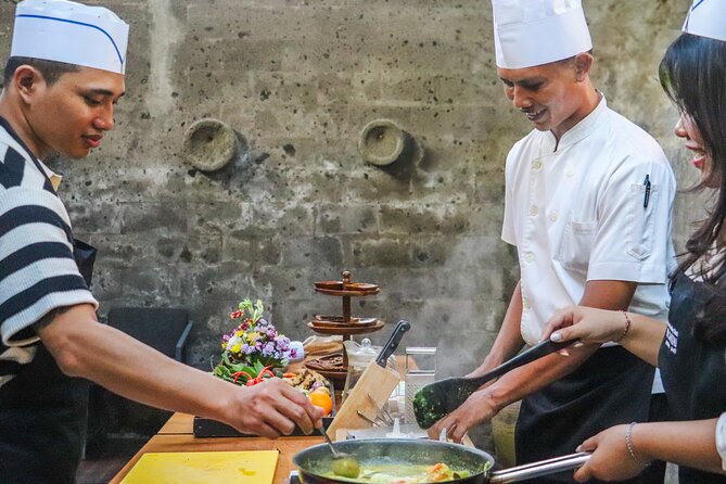 Balinese Cooking Class at The Santai Umalas Kerobokan - How small-group size changes the learning