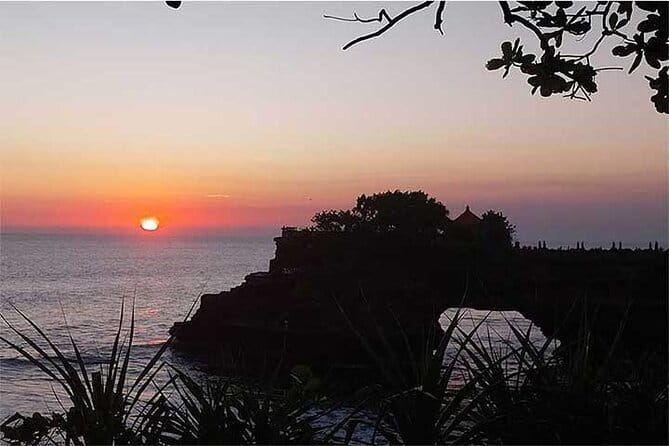 Banyumala Waterfall, Jatiluwih, Ulun Danu and Tanah Lot tours - A Full-Day Bali Sightline: Sea Temples, Lakes, Rice Terraces, and Waterfalls