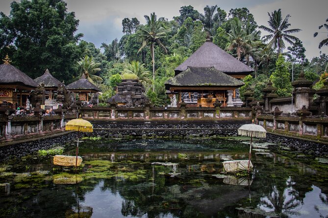 Best of Bali : Bali Temples , Rice Terrace and Waterfall Tour - The quick village moments around Batuan and Ubud rice fields