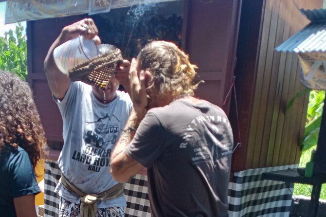Blessing and Traditional Healing at Balian Jro Gede Eka Sukawati - Meditation, chakra work, and how to actually participate