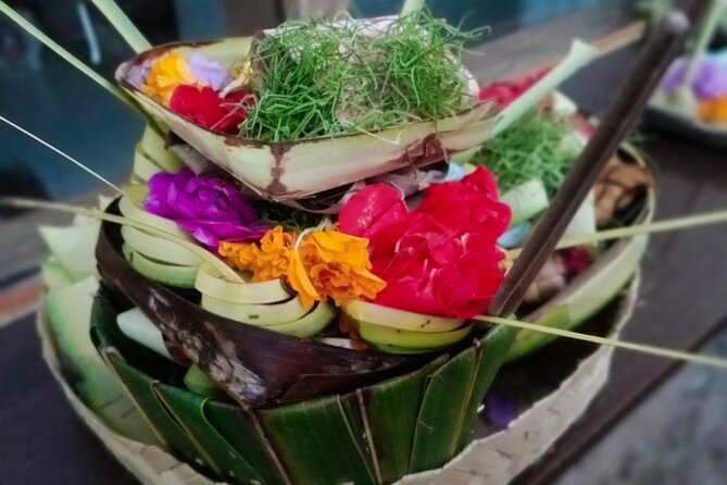 Blessing and Traditional Healing at Balian Jro Gede Eka Sukawati - What happens during the blessing and purification part