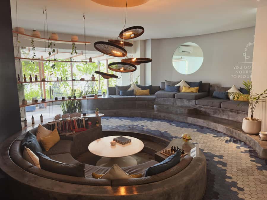 Canggu Bali: Zero Gravity Flotation Therapy by Solace Float - How the session flows: from warm salt to quiet aftercare