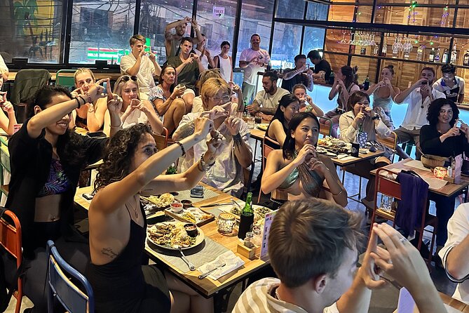 Canggu: Drag Show with Dinner - Dinner + Show Timing: How the Evening Flows