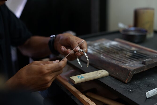 Canggu Silver Jewelry Making Class: Create Unique Silver Jewelry - Logistics Near Berawa Beach: Timing, Getting There, and Staying On Schedule