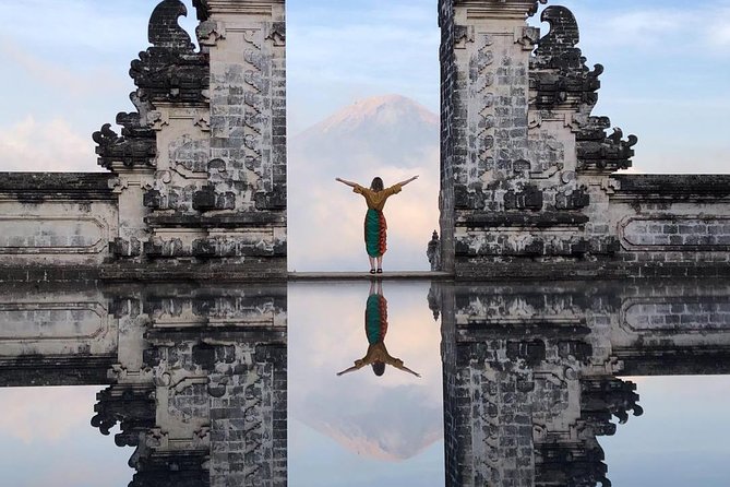 Customized Private Day Trip: Create your own tour itinerary - Stop 2: Tirta Empul temple and its holy spring water rituals