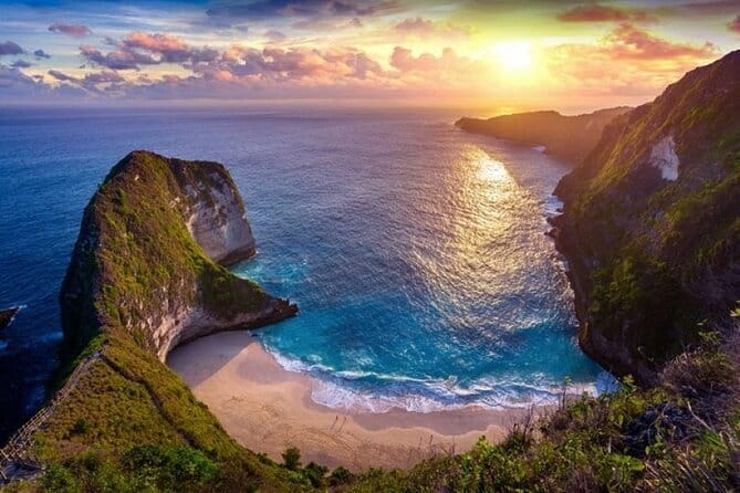 Discover the Enchanting Beauty of West Nusa Penida Private Tour - Key Highlights You’ll Feel Right Away