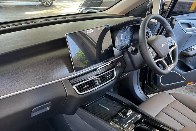 Eco Friendly Premium Electric Vehicle Airport Transfers - Electric Airport Transfers Into Seminyak: What Makes This One Feel Premium