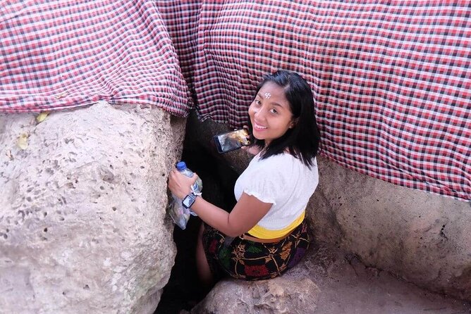 Full Day Private Tour to Nusa Penida Underground Temple from Bali - Atuh Beach: the rugged ride and the short hike to rewards