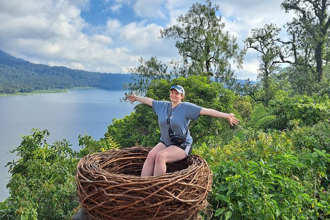 Full Day Tour Bedugul Sightseeing and Tanah Lot Temple - Ulun Danu Bratan: lake-cooled air and the “floating” temple look