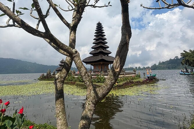 GAD Tanah Lot Tour - Tanah Lot: the sea-temple photos you’re chasing