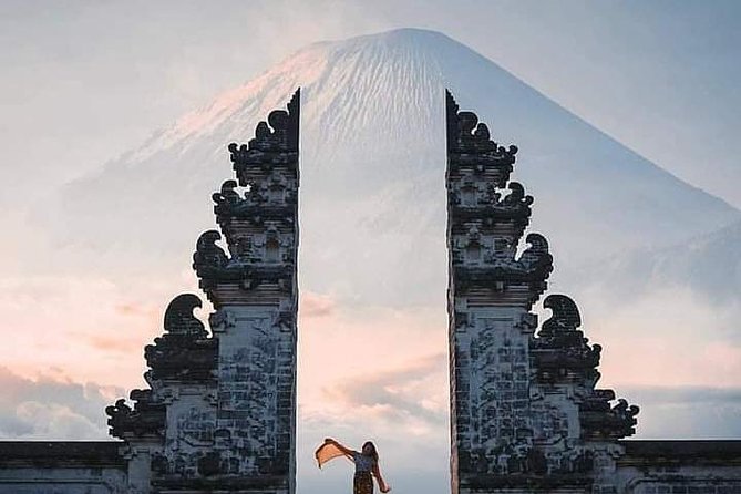 Gate Heaven Lempuyang Tirta Gangga East Bali Private Guided Tour - Tirta Gangga: the former royal palace stop you’ll actually enjoy lingering in