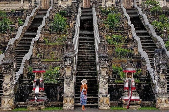 Gate of Heaven Tour With Guide : All-Inclusive Best Experience - Tirta Gangga water palace: fountains, gardens, and the calm pause