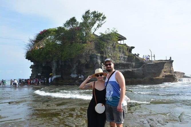 Half Day Bali Shopping Art Village Private Tour - Batuan painting crafts: free entry gives you more time to browse