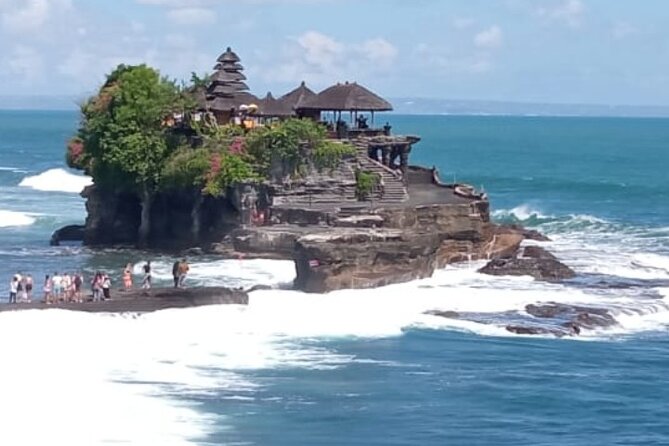 Half Day Tanah Lot Temple Private Guided Tour - Taman Ayun Temple: a royal water-garden way to start
