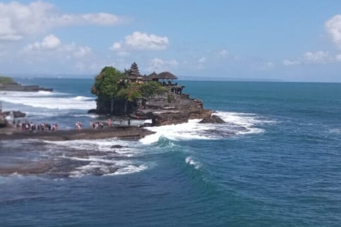 Half Day Tanah Lot Temple Private Guided Tour - Guides and photo help: what you’ll notice fast once you’re there