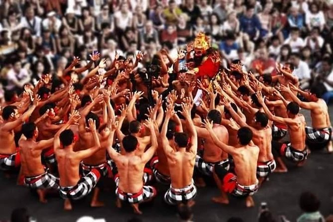 Half Day Uluwatu Temple And Kecak Dance Private Guided Tour - Key things I’d watch before you go