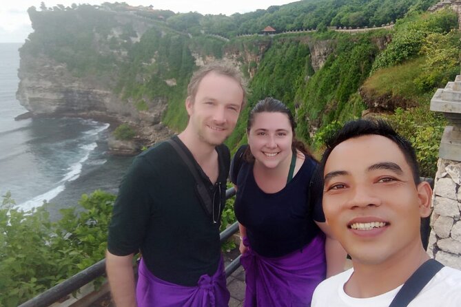 Half Day Uluwatu Temple And Kecak Dance Private Guided Tour - Comfort, Wi‑Fi, and a Private Guide That Actually Guides