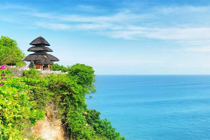 Halfday Tour:Uluwatu Temple,Kecak Dance and Dinner Jimbaran Beach with Transport - Uluwatu Temple: Cliff-Top Views and a Spiritual Setting (2 Hours)