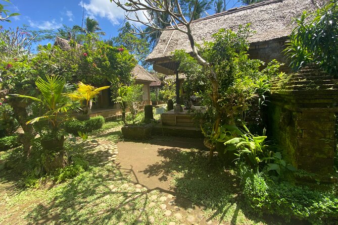 Kintamani Tours with Batur volcano - Stop 3: Tampaksiring and the traditional compound plus coffee