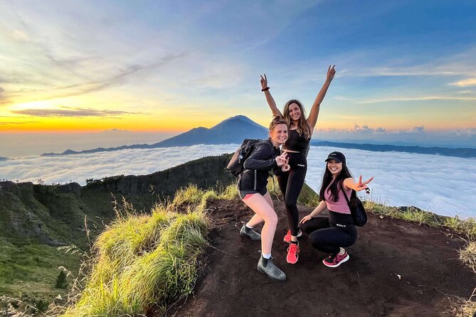 Mount Batur Sunrise Hike & Hot Spring (Private & All-Inclusive) - Batur Sari restaurant lunch plus a scenic ride home