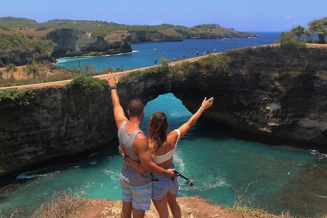 Nusa Penida Private Snorkeling and West Tour Start from Bali - Pasih Uug Beach or Broken Beach: The Big Hole Wall Moment