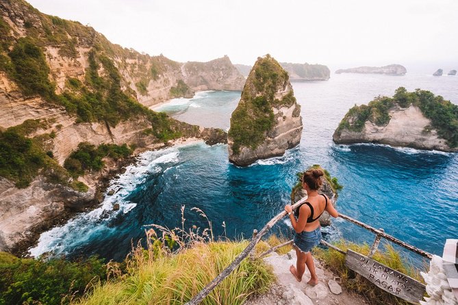 Nusa Penida Tembeling Natural Pool Tour (Private & All-Inclusive) - Pantai Diamond: the white sand and silky-blue feel