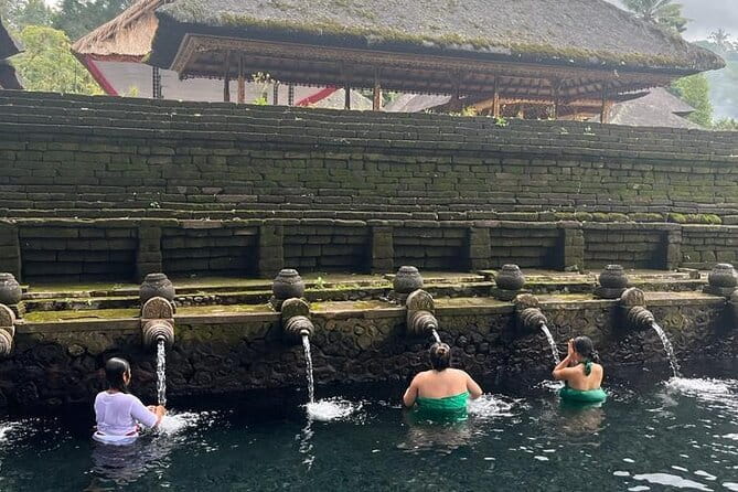 One Day Jatiluwih UNESCO, Ulun Danu Beratan, Banyumala Waterfall - Banyumala Waterfall: the short trail you’ll feel in your shoes