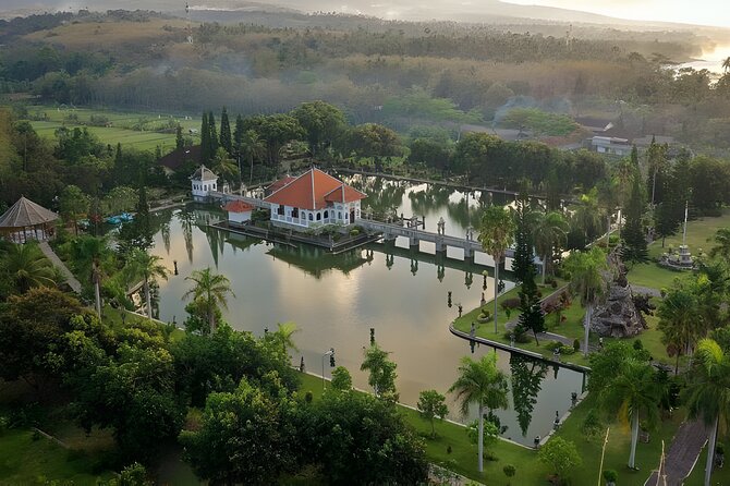 Private Full-Day Tour: Amazing The Gate of Heaven Bali Tour - A long east-Bali day with the Gate of Heaven at the center